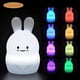 thumbnail image 2 of Luz de noche para niños, lámpara de noche portátil de silicona suave multicolor con control táctil, iluminación LED recargable por USB, regalo para dormitorio o habitación infantil - Conejo, 2 of 5