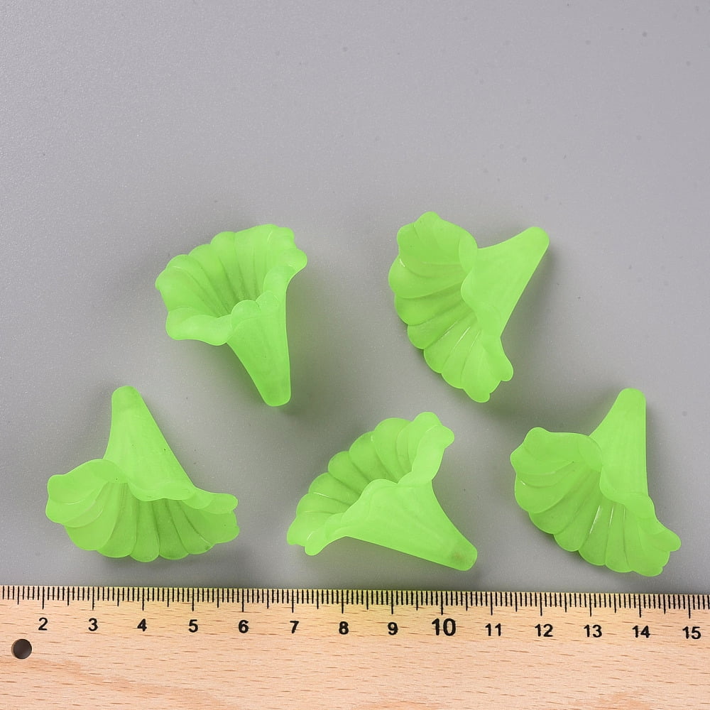 Transparent Acrylic Beads Calla Lily Frosted Lawn Green 40.5x33x35mm Hole: 1.8mm about 135pcs/500g