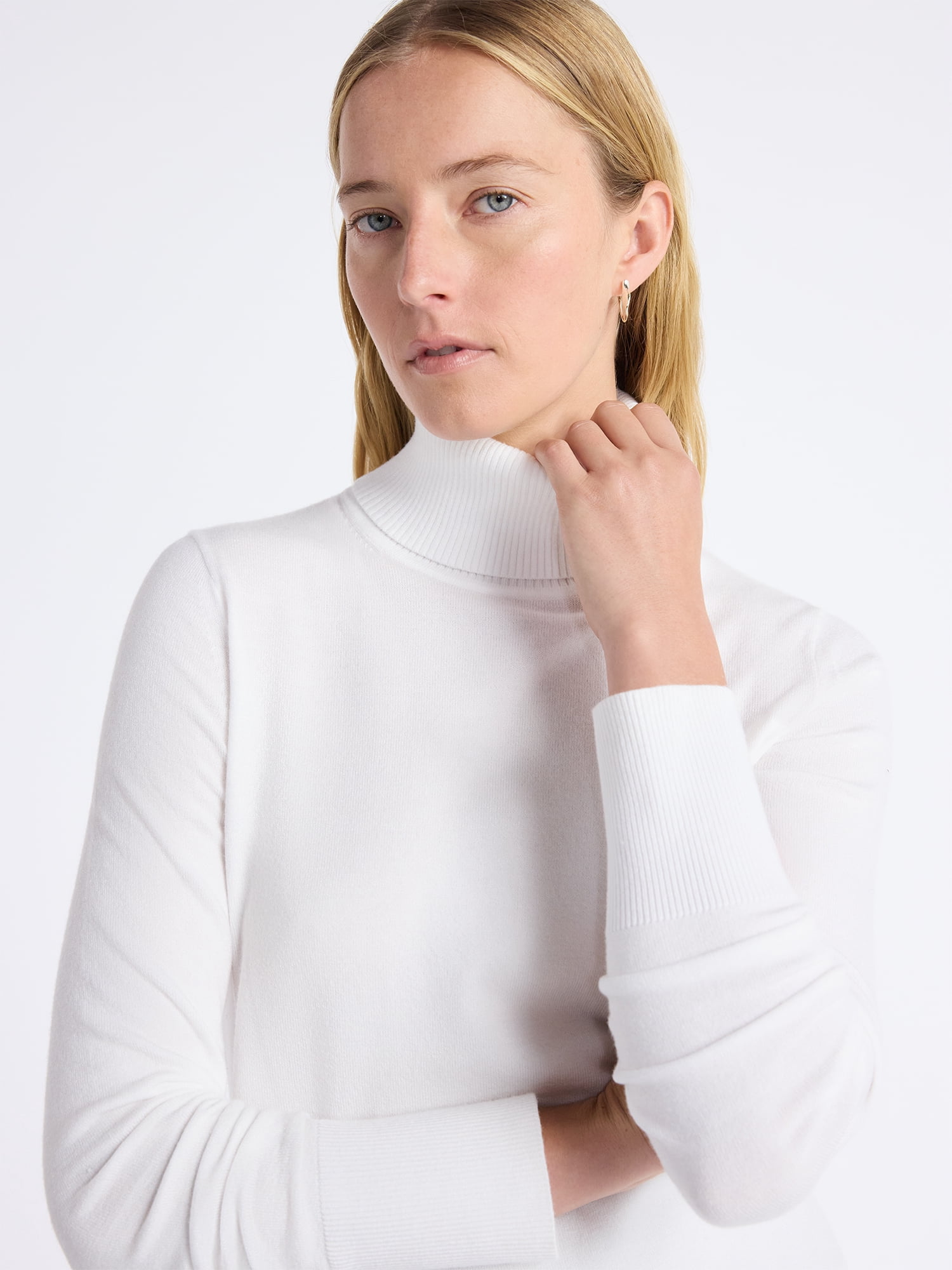 Free Assembly Women's Cozy Yarn Turtleneck Sweater with Long Sleeves, Sizes XS-XXL
