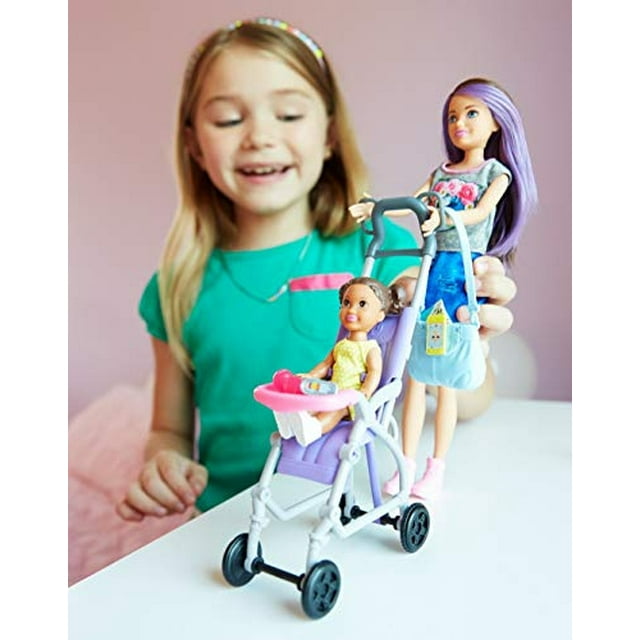 Barbie Babysitting Playset con Skipper Doll, Baby Doll, Bouncy Stroller y accesorios temát Barbie Barbie