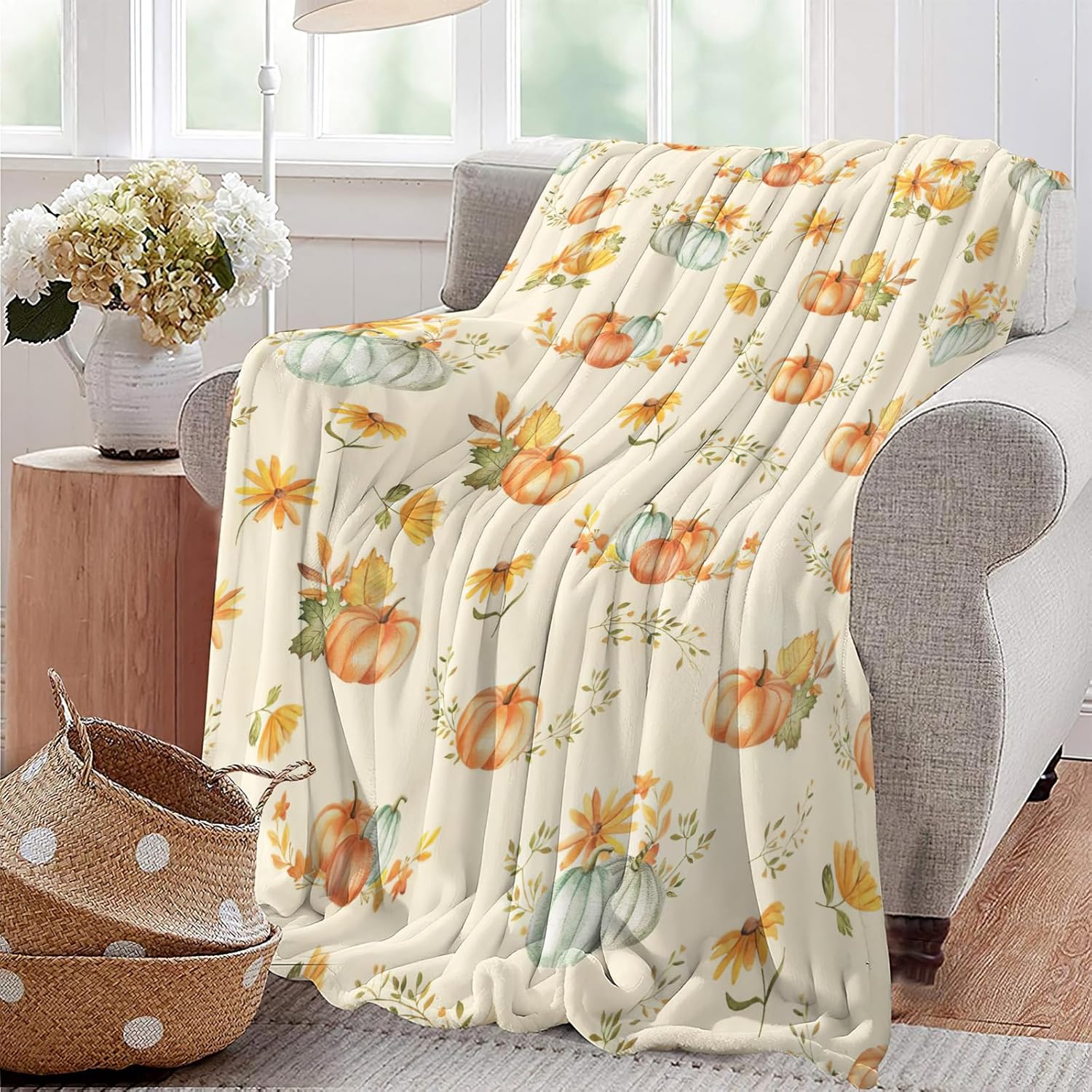 Fall Pumpkin Blanket Ultra Soft Cozy Autumn Pumpkins Throw Blanket Fleece Fuzzy Plush Bedding Harvest Blanket Thanksgiving Gifts for Bed Kids Adults 50"x40"