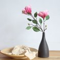 thumbnail image 4 of Gwong Decoración hogareña 1pc 2 cabezas artificial magnolia seda flor home cafe tienda hotel fiesta fiesta Gwong 21006873, 4 of 6