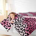 thumbnail image 4 of Homewish Retro Cheetah Pattern Bedding Comforter Set,Jungle Leopard Print Twin Comforter Sets,Pink Black Bedding Set For Men Women,Luxury Bedroom Decor Reversible,2 Pieces, 4 of 8