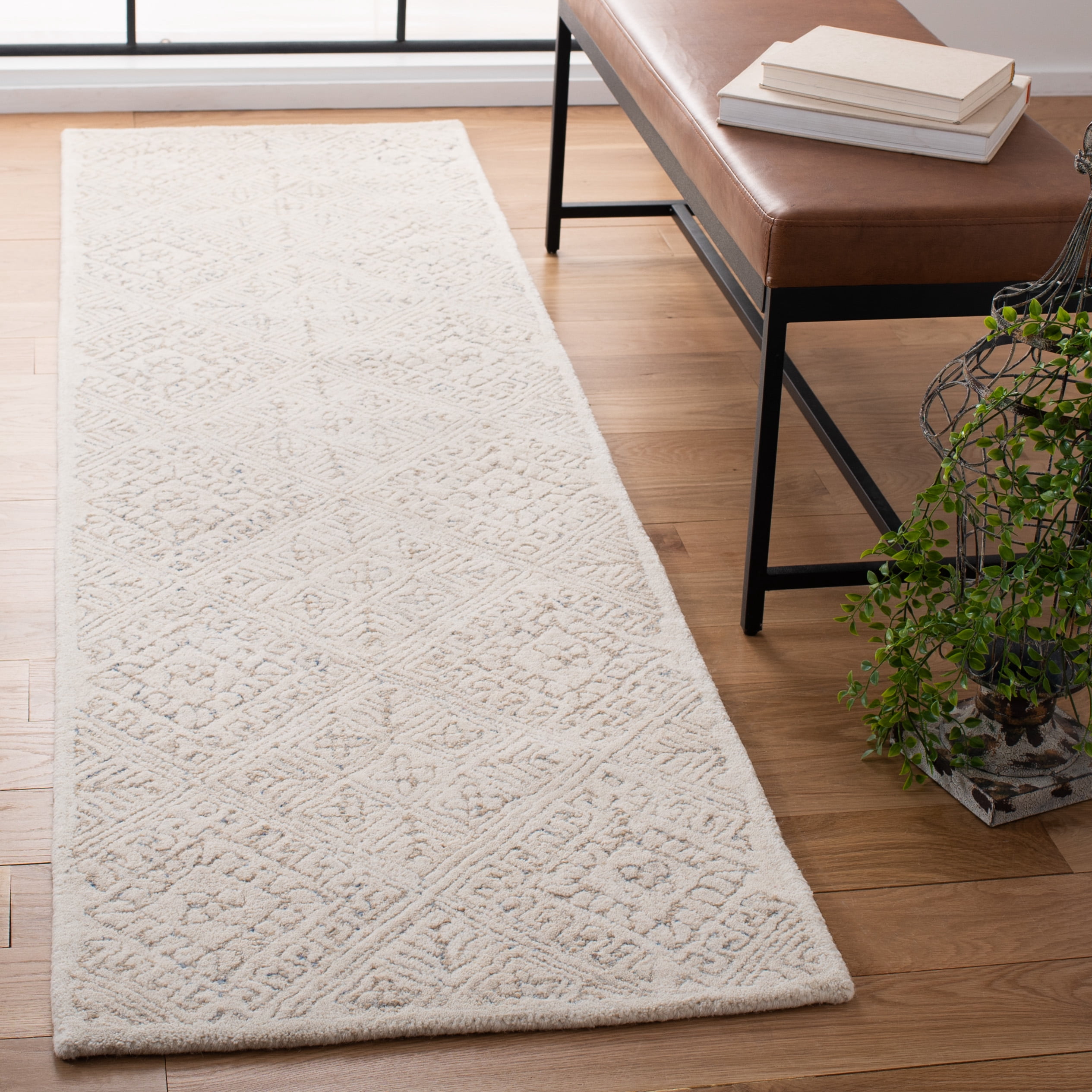 SAFAVIEH Glamour Drummond Geometric Wool Runner Rug, Ivory/Beige, 2'3" x 8'