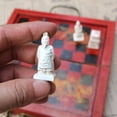 thumbnail image 2 of Ensemble d'Échecs en Bois Rétro Terracotta Pliant Chinois Rétro Terracotta Warriors Personnages en Résine Jeux de Table Cadeau d'Anniversaire, 2 of 9