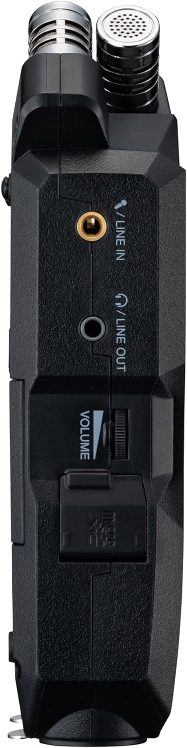 Zoom H4essential Handy Recorder Bundle