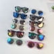 thumbnail image 5 of EeaseMX 1 par de elegantes gafas de sol para niños, modernas y coloridas, con espejo (montura negra y rosa)., 5 of 7