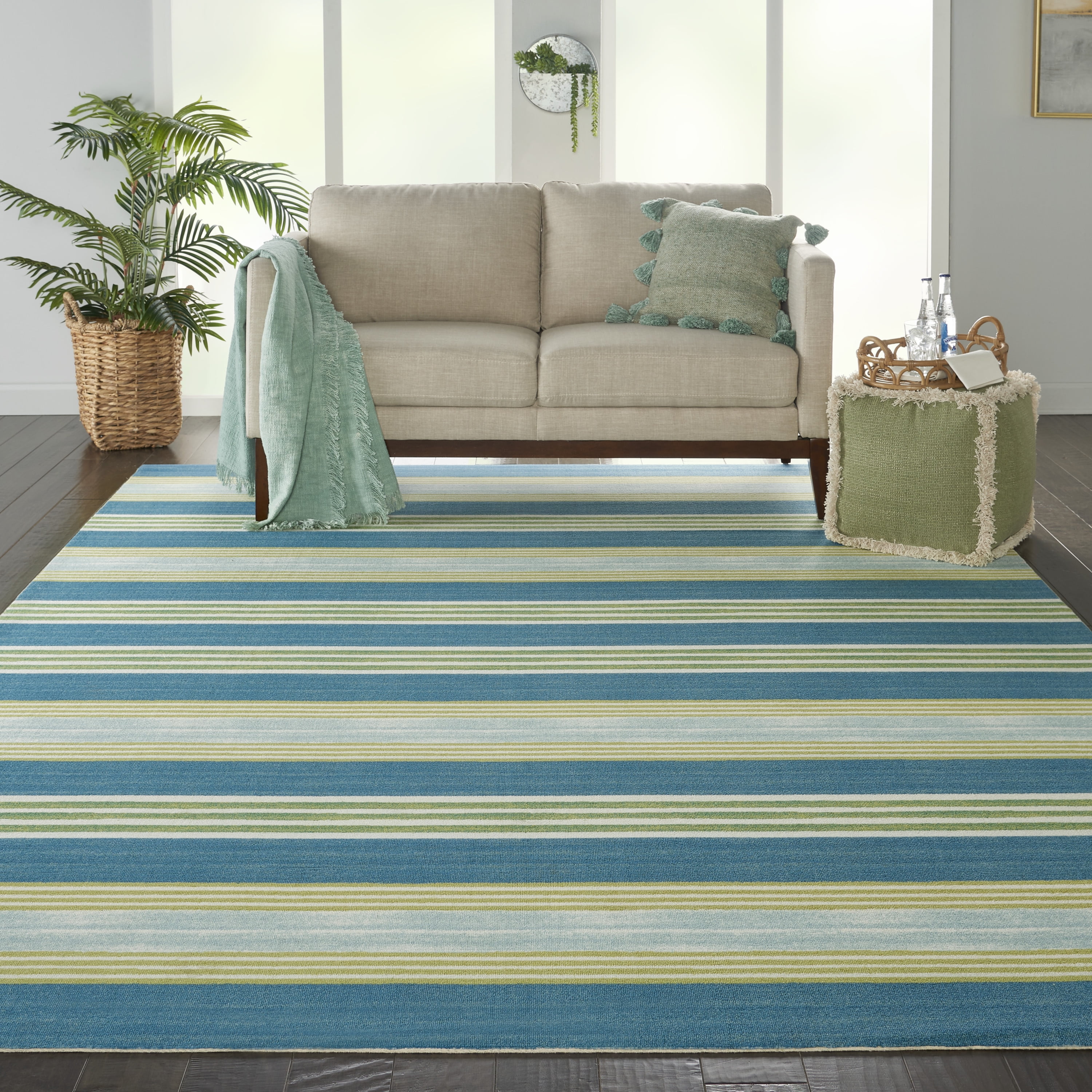 Waverly Sun N' Shade Indoor/Outdoor Green/Teal 7'9" x 10'10" Area Rug