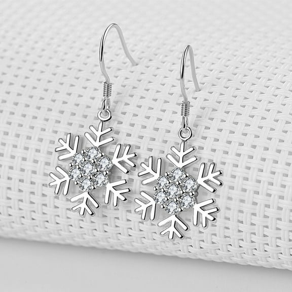Luxshiny 1Pair Snowflake Earrings Dangle Drop Earrings for Christmas Party Accessory