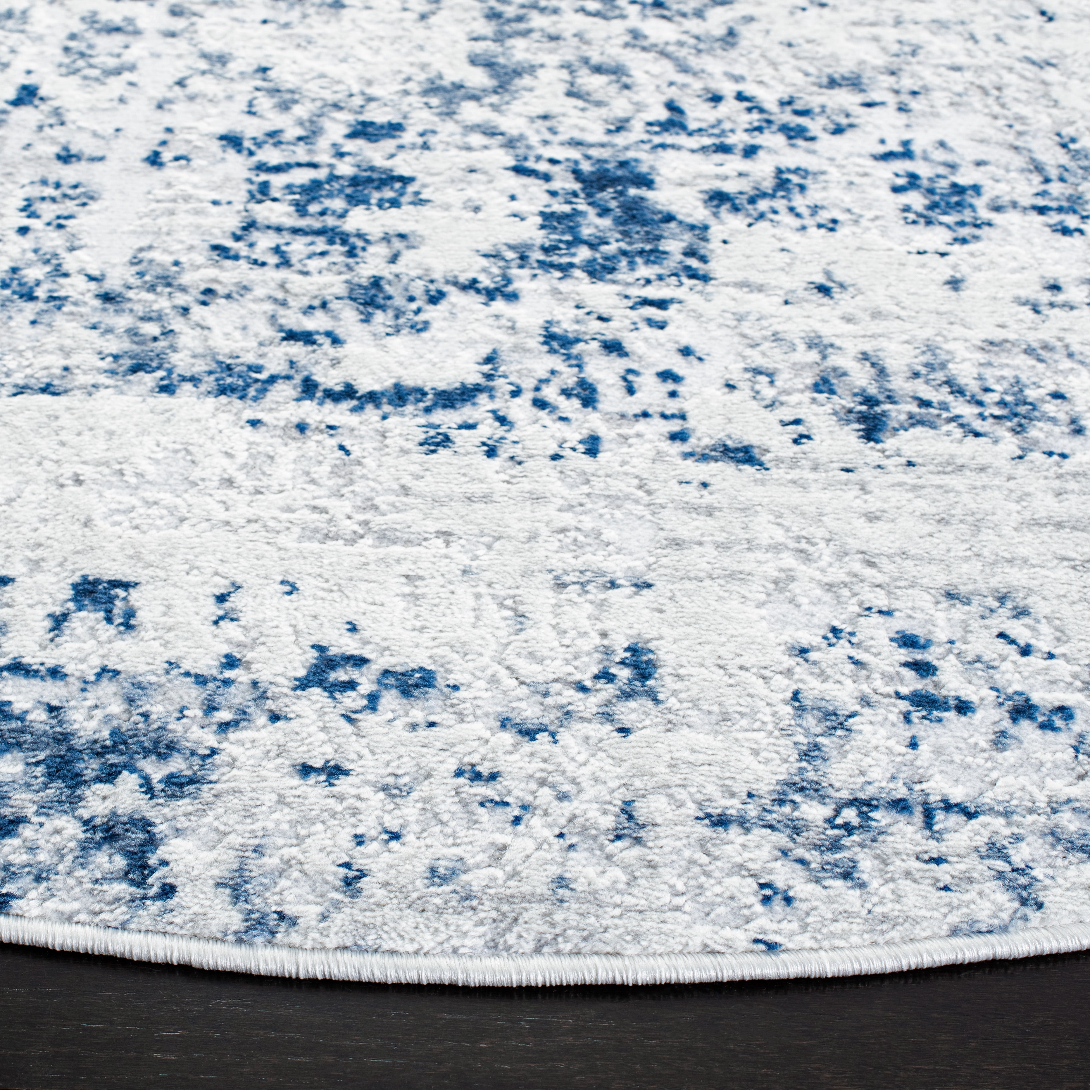 Safavieh Amelia Ian Abstract Area Rug, Ivory/Navy, 6' x 8' Oval