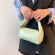 thumbnail image 1 of Bolso De Embrague Bolso de mano simple de cuero PU para mujer, de mano pequeños con cilindro sólido para mujer, 1 of 5