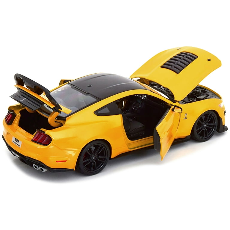 Maisto 2020 Ford Mustang Shelby GT500 Special Edition, Yellow and