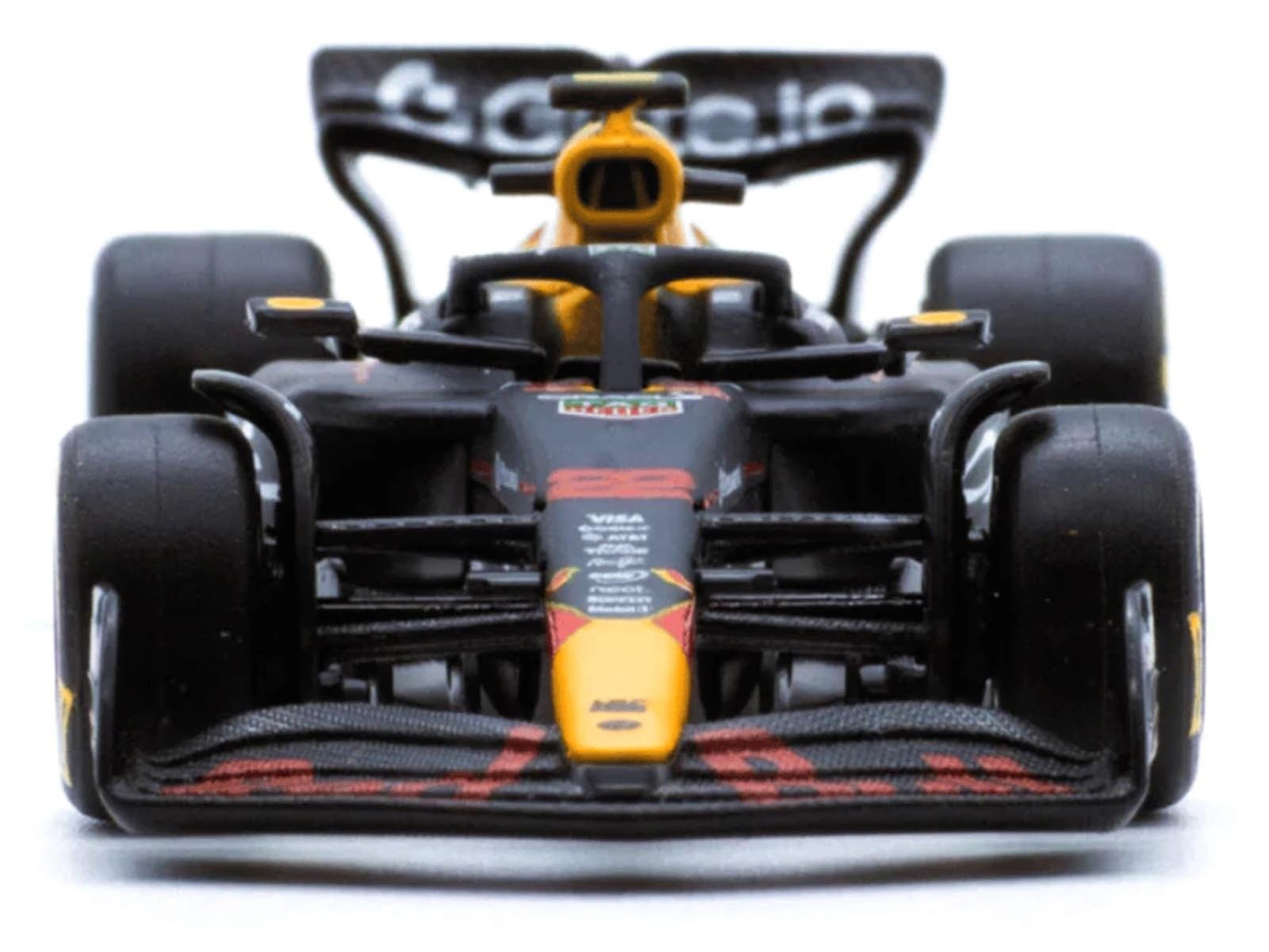 Bburago, Diecast Model Car, Red Bull Racing RB21 #22 Yuki Tsunoda
