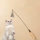 thumbnail image 5 of Juguete interactivo con plumas y cascabeles para gatos, ideal para gatitos y gatos adultos. Juguete duradero para ejercicio y entrenamiento con accesorios reemplazables. Aestivo | Marrón |, 5 of 6