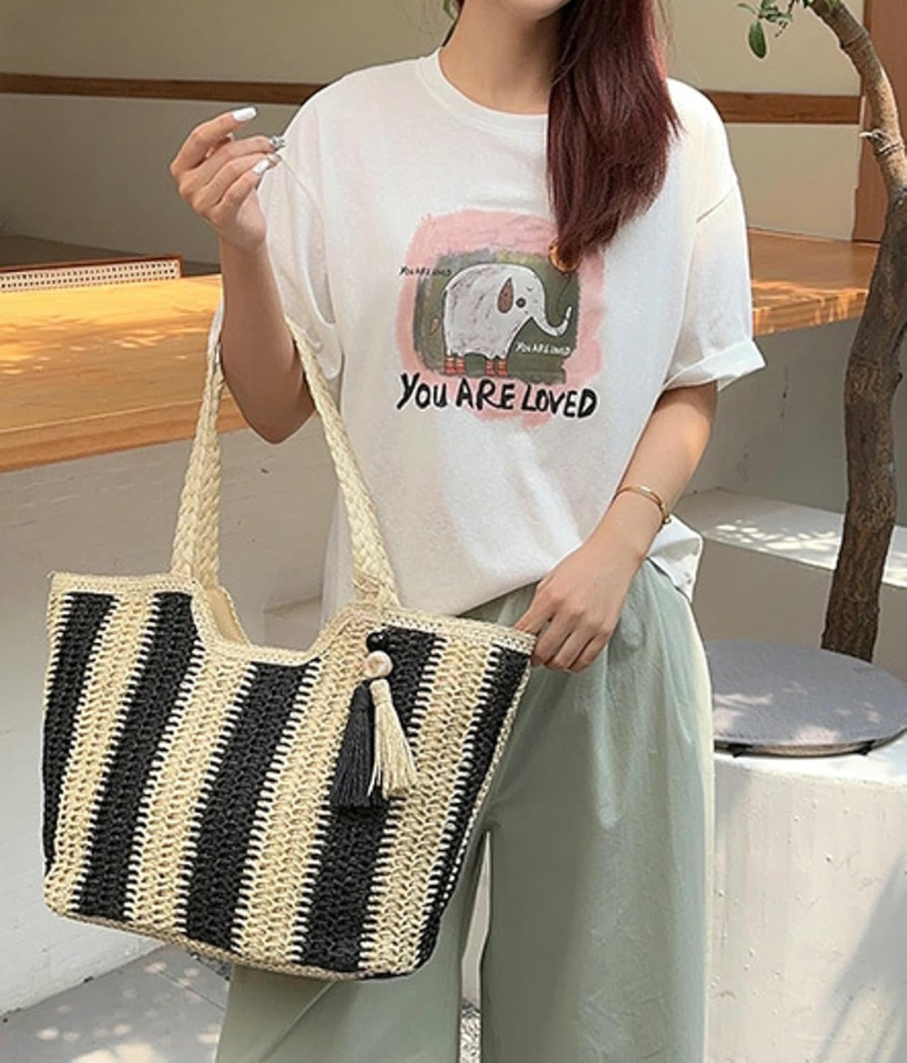 CoCoMangos Shoulder Bag Women Beach Tote Bag Ladies Straw Purses Handbags Summer Crochet Hand Woven Stripe