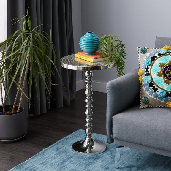 DecMode 26" x 16" Silver Aluminum Glam Accent Table