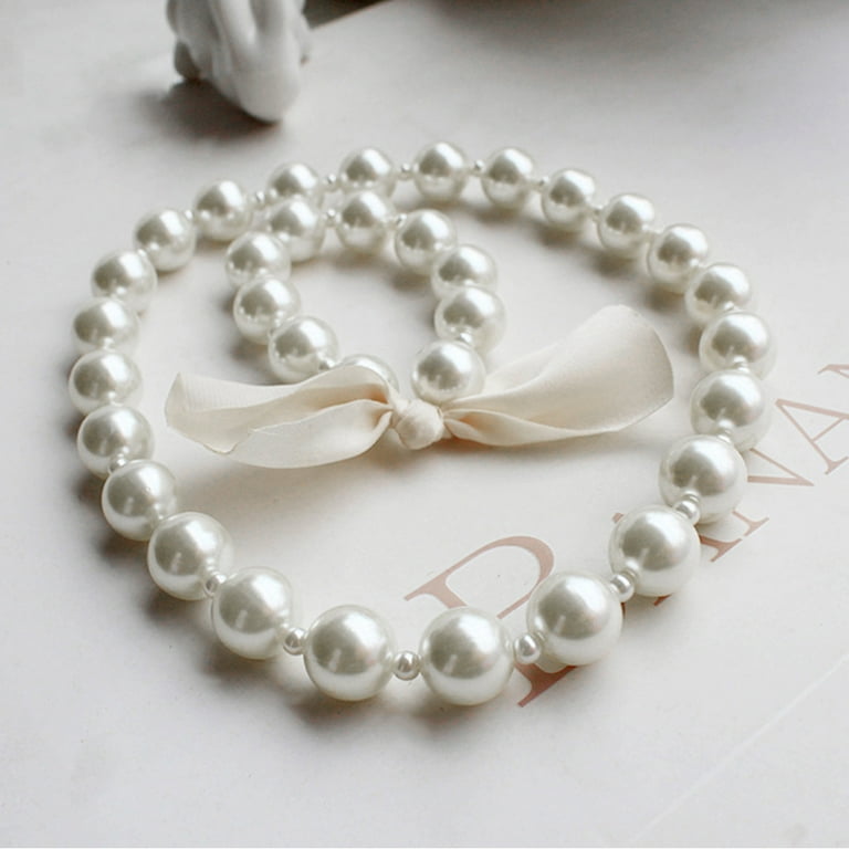 Artificial pearl necklace deals