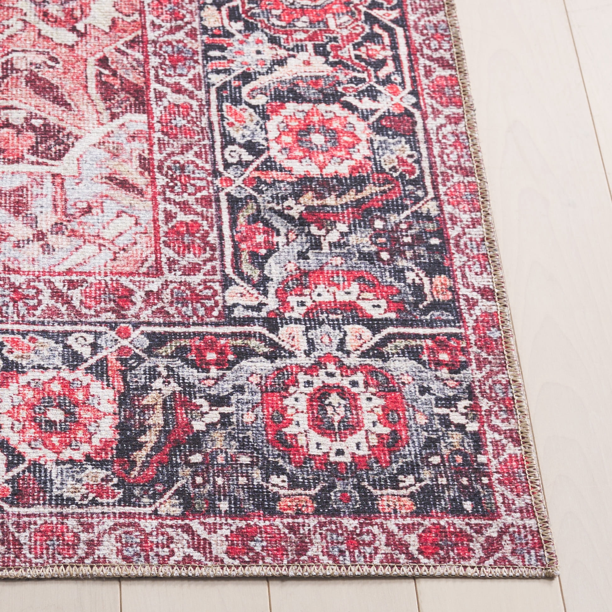 SAFAVIEH Vintage Serapi Zander Medallion Machine Washable Area Rug, Pink/Blue, 5'1" x 7'6"
