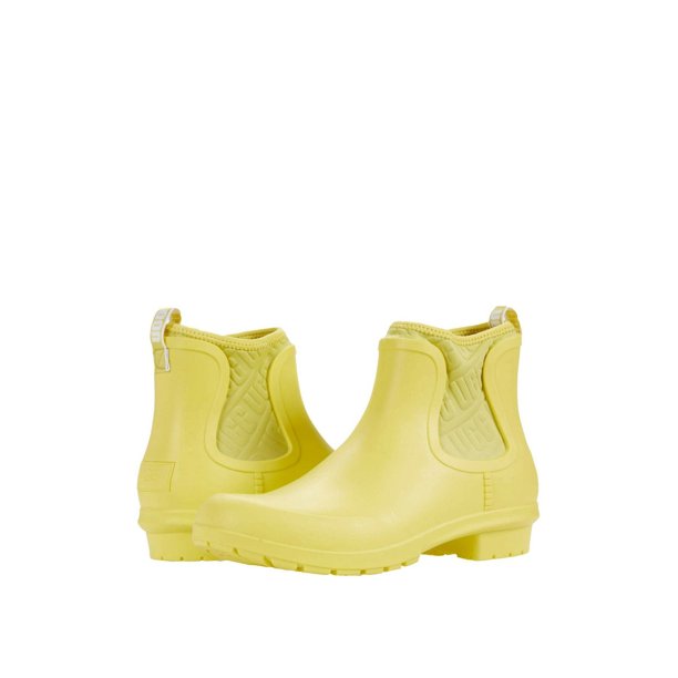 ugg chevonne rain boots size 9