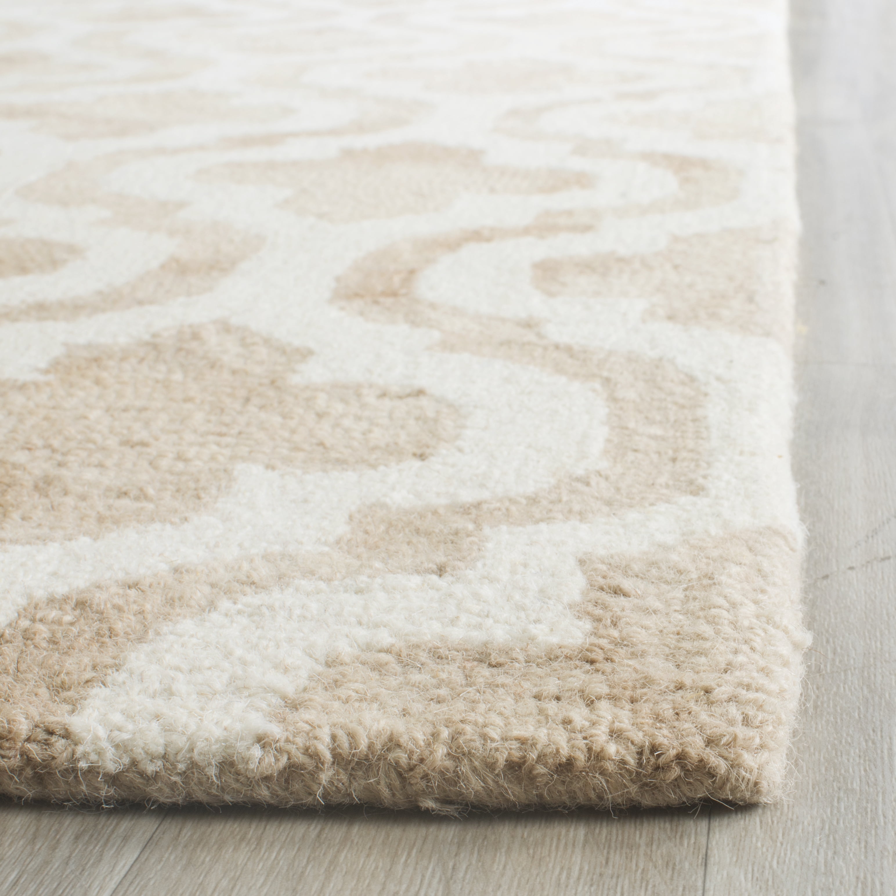 Safavieh Dip Dye Jolyon Geometric Wool Area Rug, Beige/Ivory, 7' x 7' Square