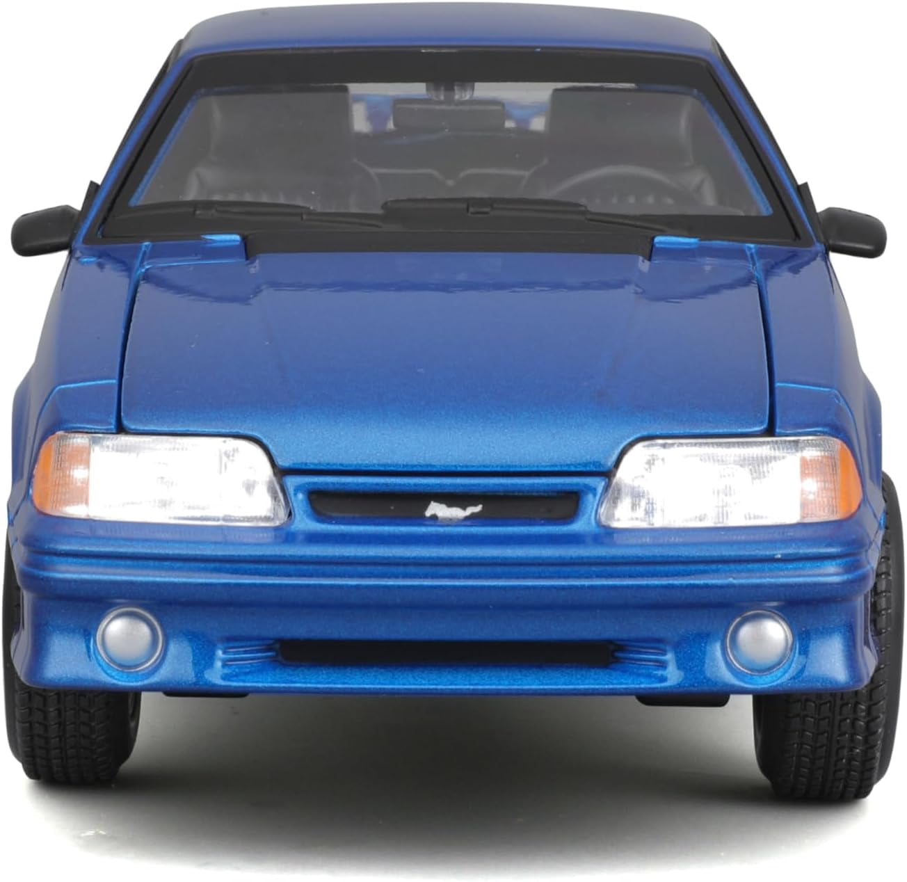 Maisto Line 1993 Ford Mustang SVT Cobra, 1:24, Blue