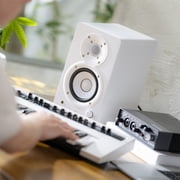 Yamaha HS3 3.5 Powered Studio Monitors (Pair), White