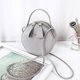 thumbnail image 3 of KAIYANG Bolso de piel sintética, bolso de hombro redondo, bolso de mano, bolso de almacenamiento para mujer (gris claro) Gris claro, 3 of 5