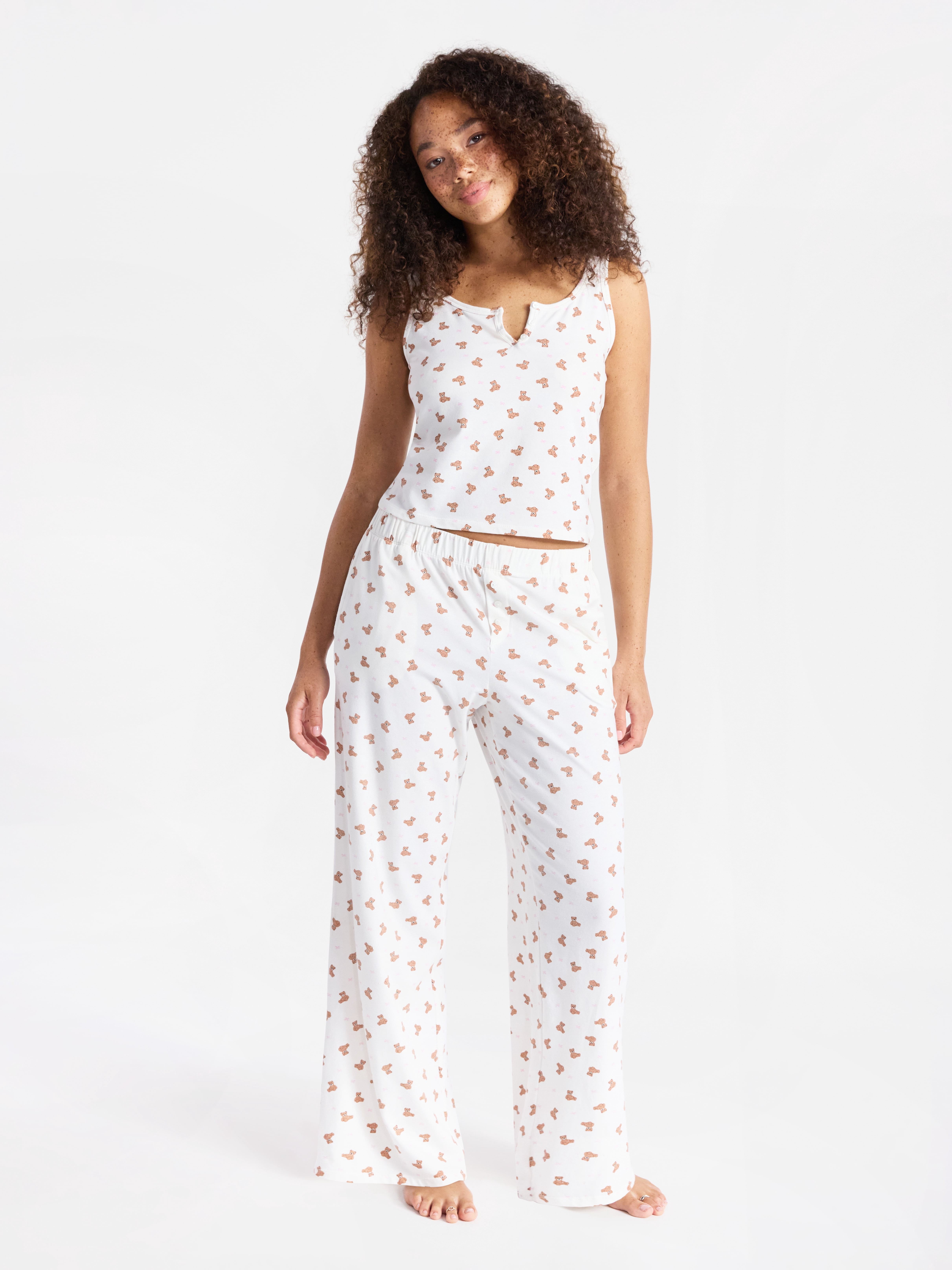 No Boundaries Cloud Core Sleepwear Pants, 30" Inseam, Women's and Women's Plus XXS – 3X