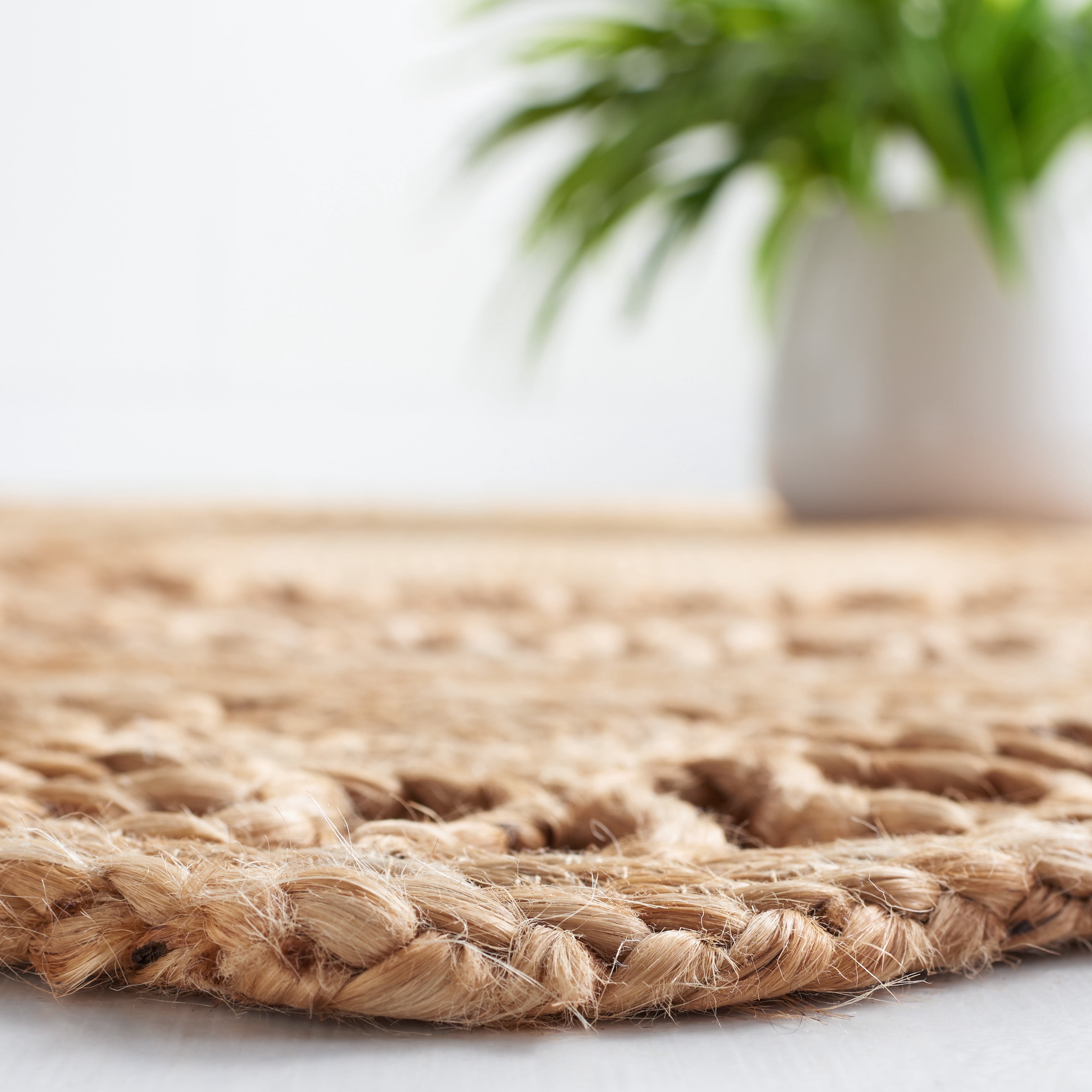SAFAVIEH Natural Fiber Calanthia Geometric Area Rug, Natural, 10' x 10' Round