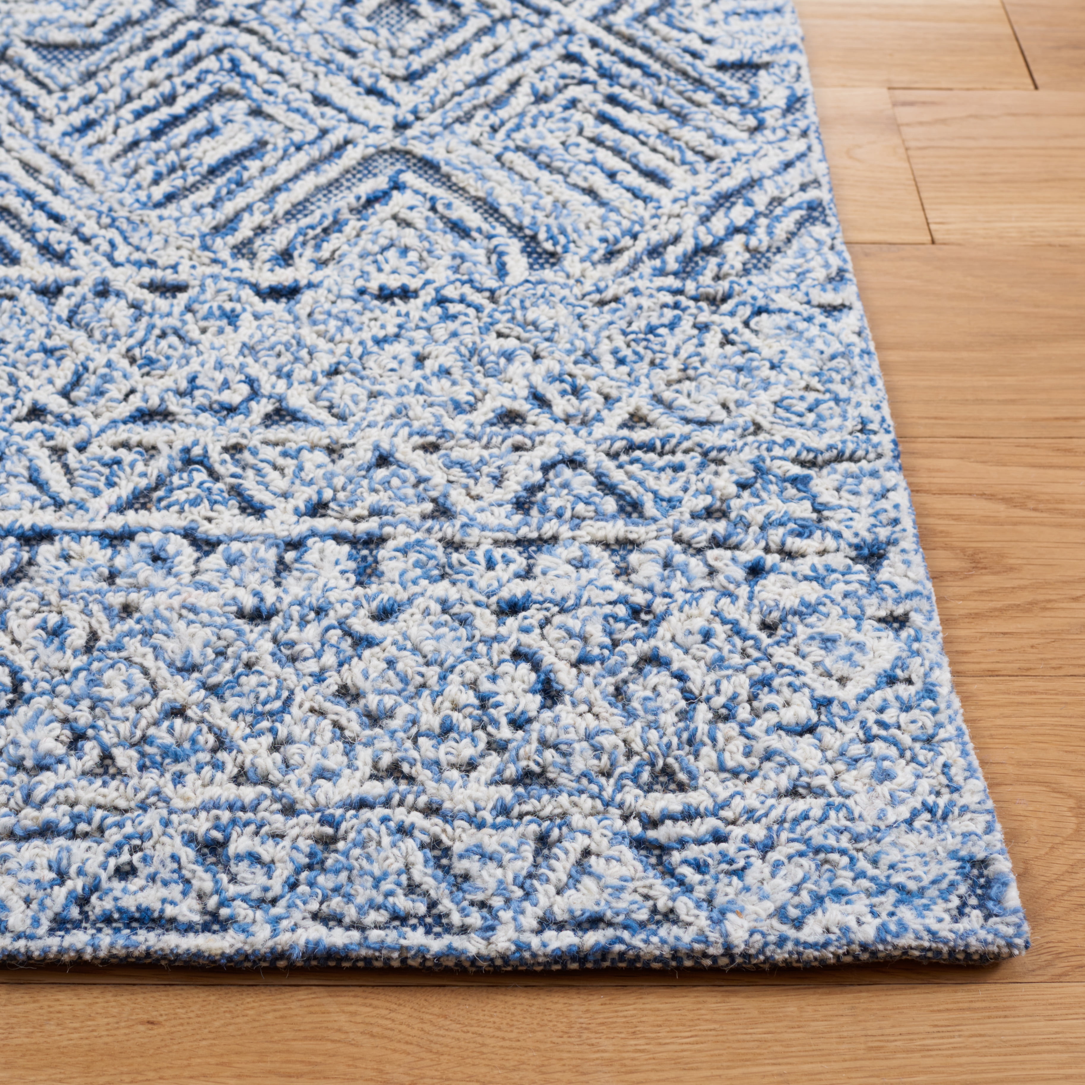 SAFAVIEH Textural Adrasteia Geometric Area Rug, Blue/Ivory, 3' x 5'