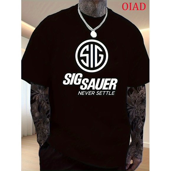SIG SAUER Men's Never Yield Graphic T-Shirt - Bold -Never Yield- Print, Breathable Crew Neck Tee for Gym, Everyday & Formal Wear - Machine Washable Non-See Through Shirt - Ideal Gi