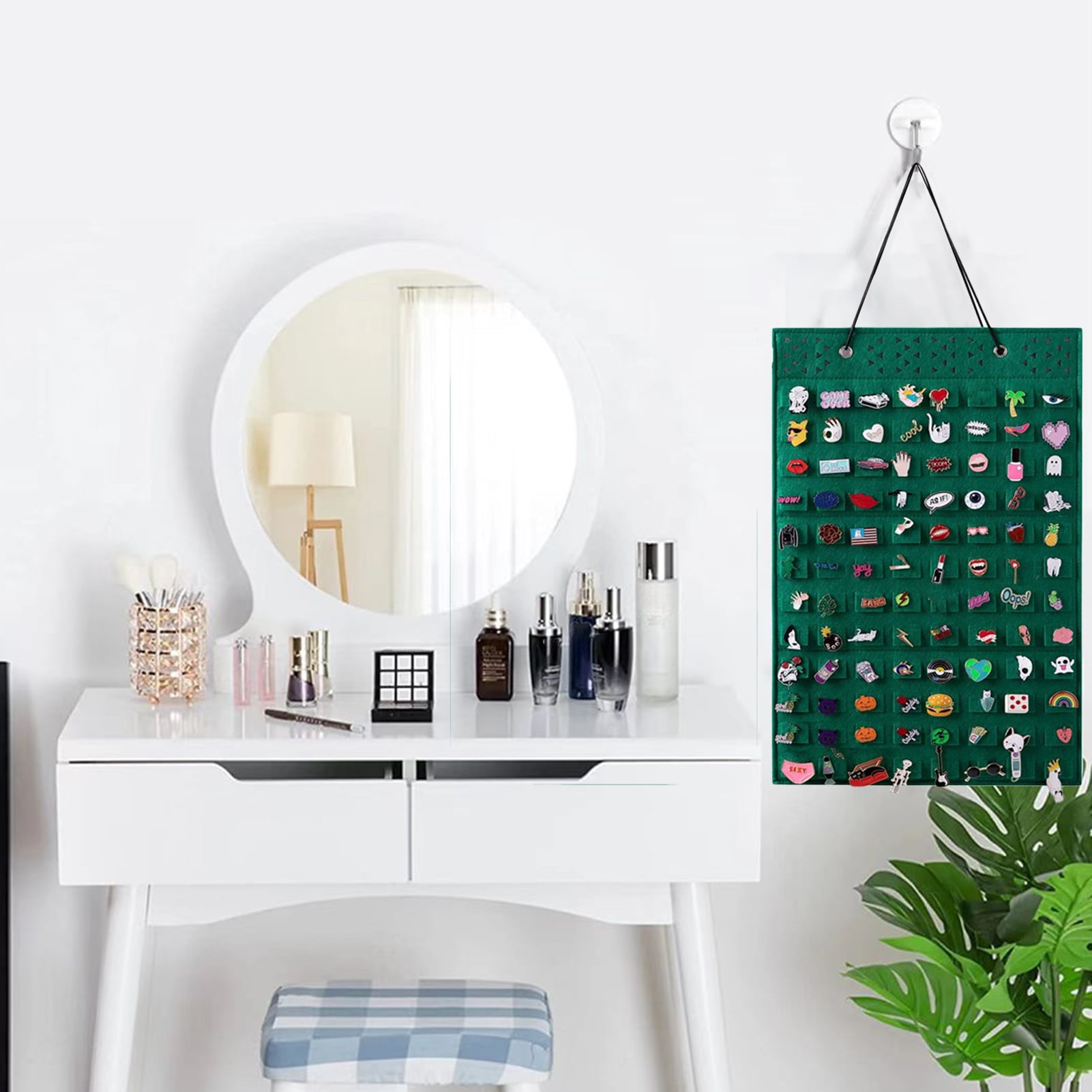 Hanging Brooch Organizer Wall Hanging Pin Organizer Felt Brooch Storage Bag with 96 Pin Capacity Space-saving Display Case for Enamel Pins Earrings