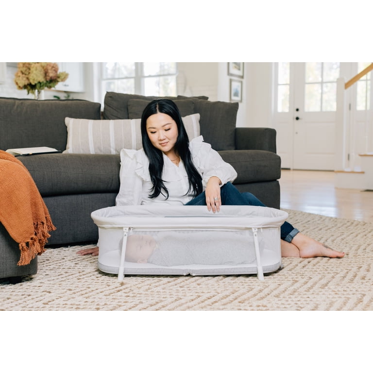 Snuggle Nest Portable Bassinet photo 2