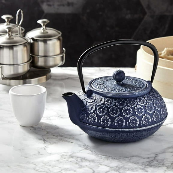 Japanese Cast Iron Teapot with Infuser for Loose Leaf and Tea Bags, Kettle Includes Handle and Removable Lid