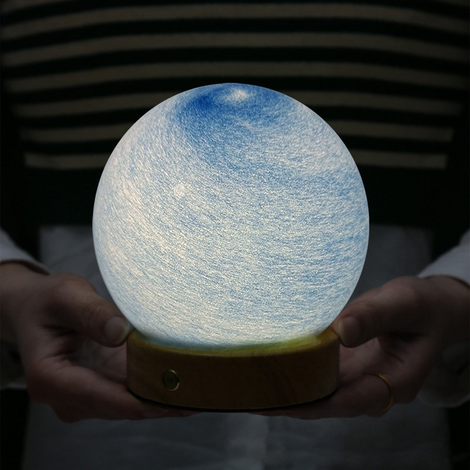 Gnmfd LED 3D Dimmable Planet Glass Ball Night Light USB Powered Mood Lamp for Bedroom, Bedside Table, Home Decoration, Romantic Night Light Gift, Lights for Room, Night Lights Plug Into Wall
