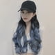 thumbnail image 1 of Peluca de sombrero de béisbol, pelo largo sintético y rizado, moda de béisbol con extensiones onduladas de pelo, 1 of 10
