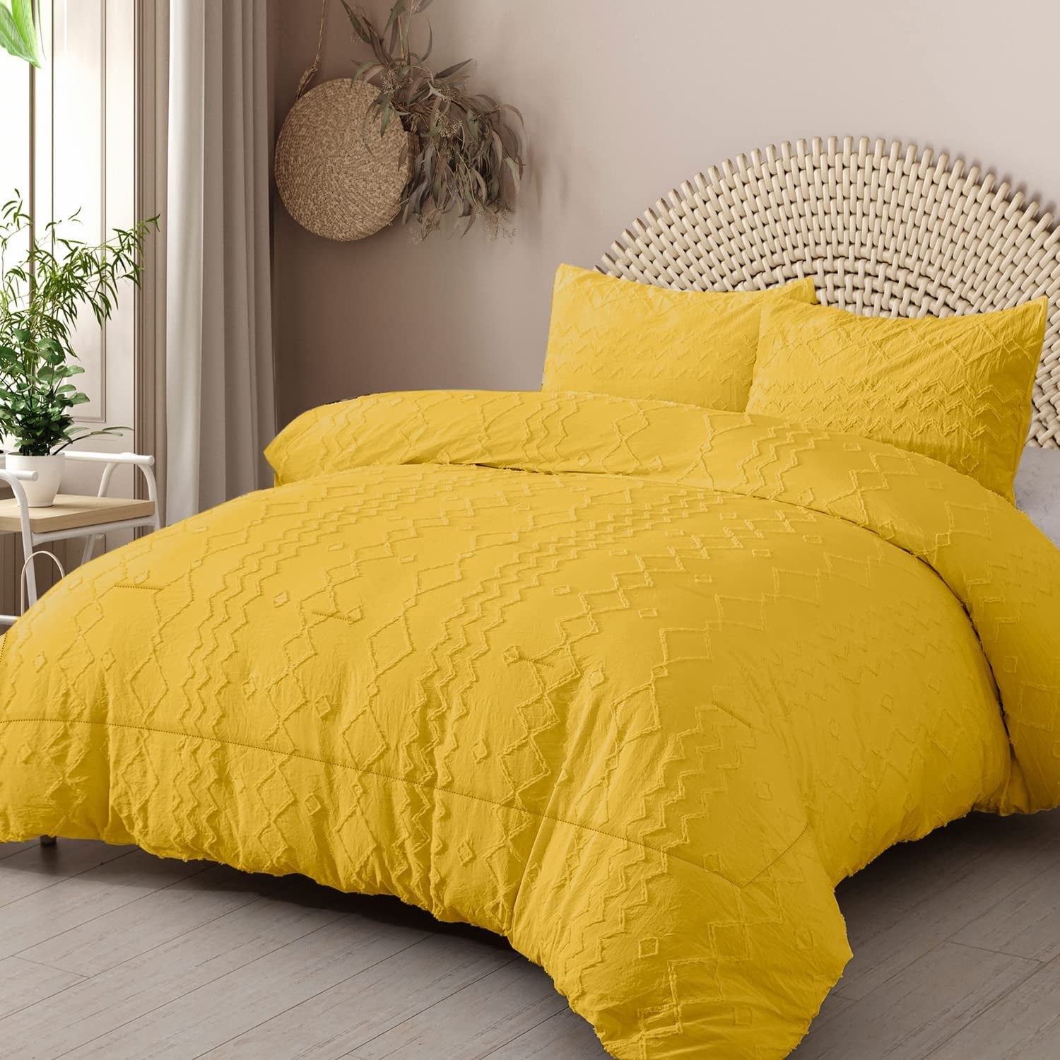 Yellow Tufted Comforter Set Queen Size (90×90 inches), Boho Shabby Chic