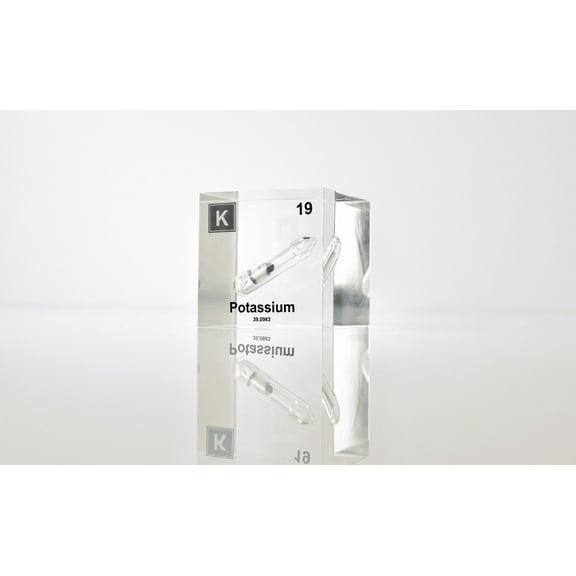 Engineered Labs Educational Potassium Element Cube Display Clear Acrylic USA