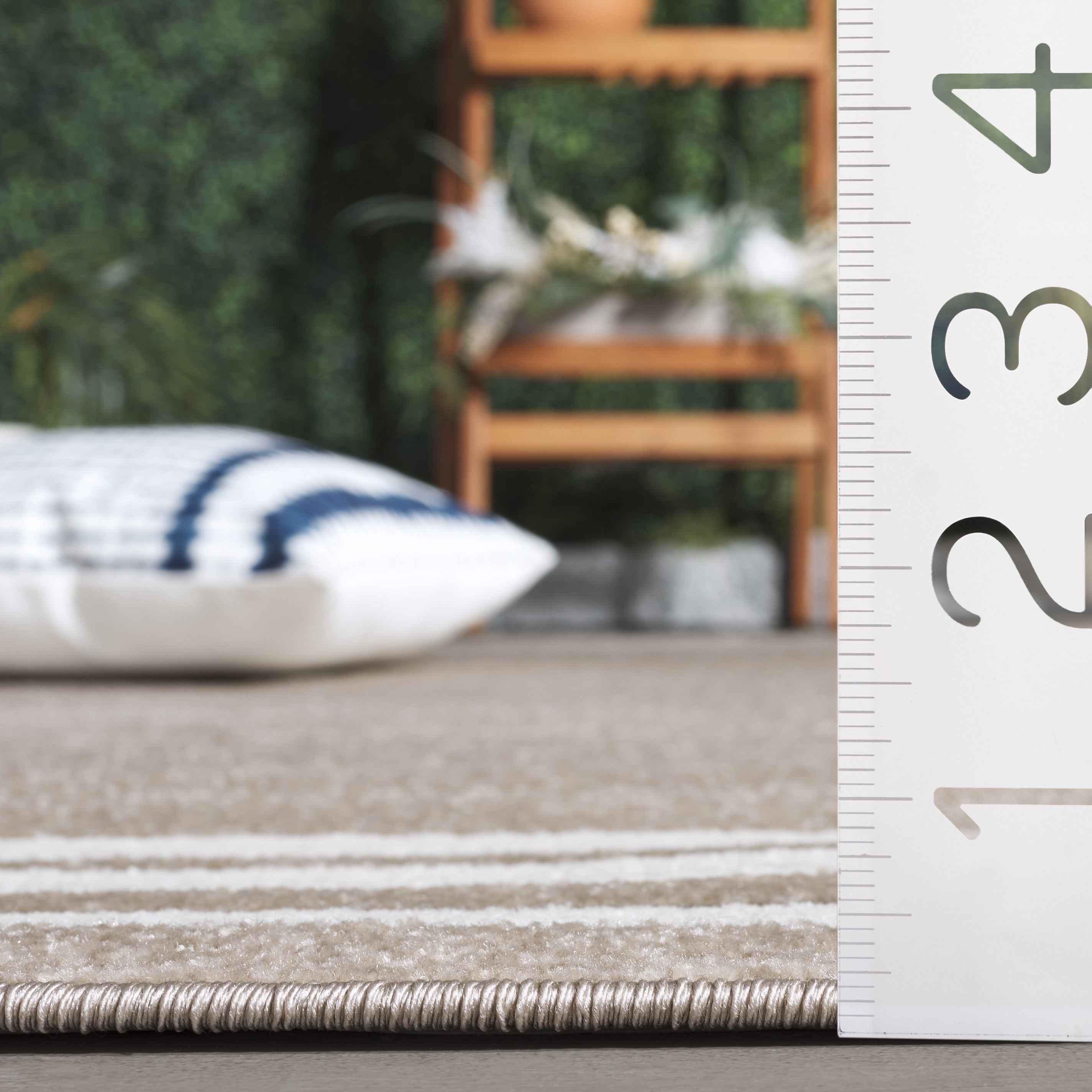 SAFAVIEH Cabana Henry Striped Indoor/Outdoor Area Rug, Beige/Ivory, 9' x 12'