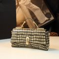 thumbnail image 2 of Bolso de mano ligero de lujo con estampado de cocodrilo de piel auténtica para mujer, bolso de mano de un solo hombro con estampado de piedras de alta calidad 2023, 2 of 5