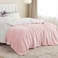 thumbnail image 3 of Manta Bedsure Sherpa de forro polar tamaño king, 270 x 230 cm, color rosa, 3 of 6