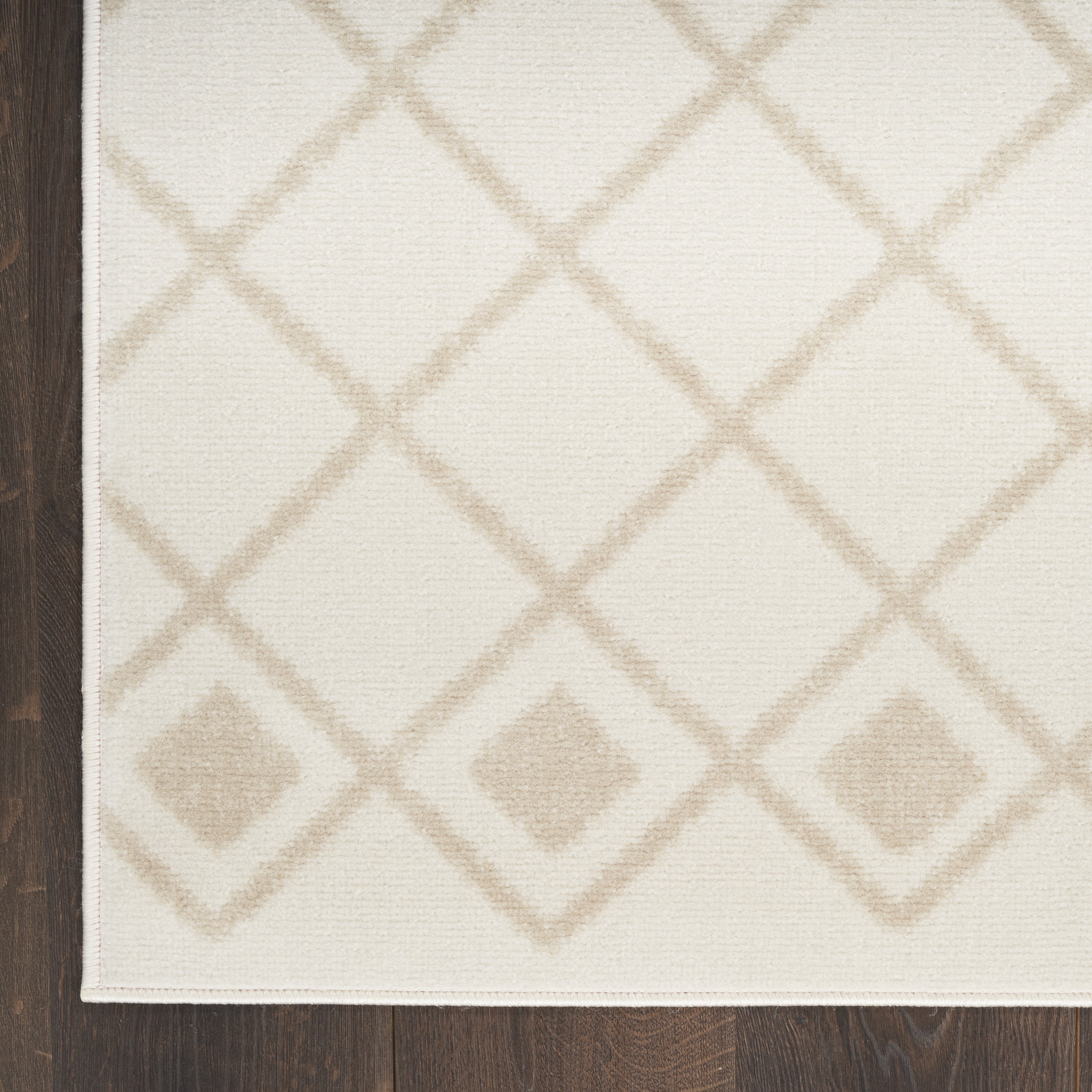 Nourison Grafix Farmhouse Ivory Beige 2' x 4' Area Rug (2x4)