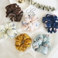 thumbnail image 3 of Chouchous à Grande Fleur pour Femmes, Nœud en Chiffon, Queue de Cheval, pour Femmes, 3 of 5
