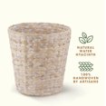 thumbnail image 4 of Juego de 2 Botes de Basura Blancos de Mimbre 84ECO, 4 of 7