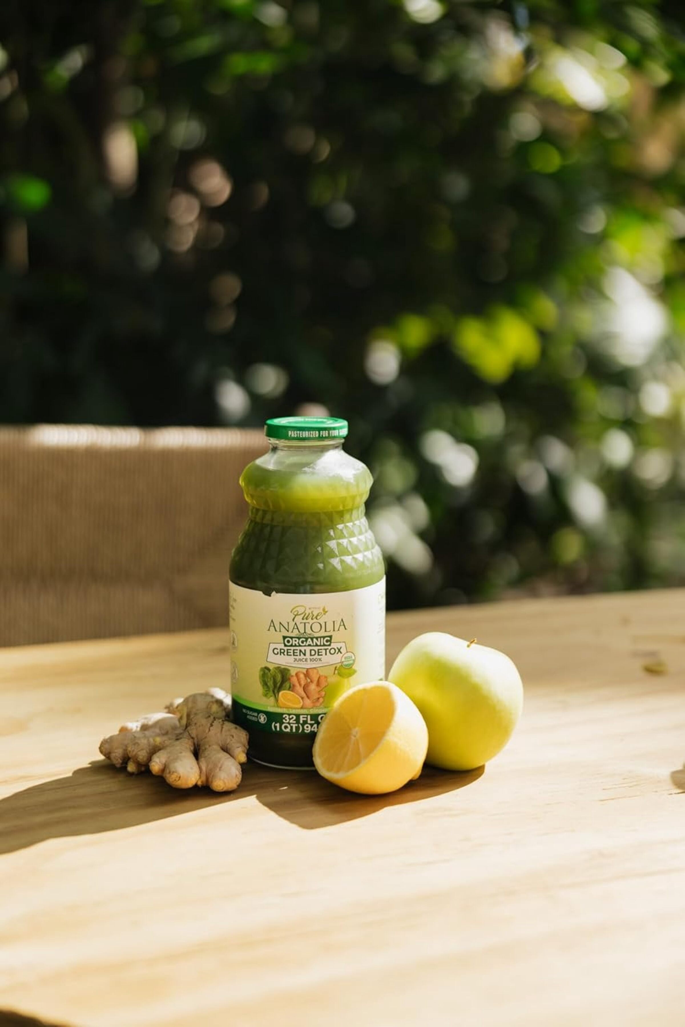 Pure Anatolia Organic Green Detox Juice Spinach, Apple, Ginger, Lemon , 32 Fl Oz Glass Bottle
