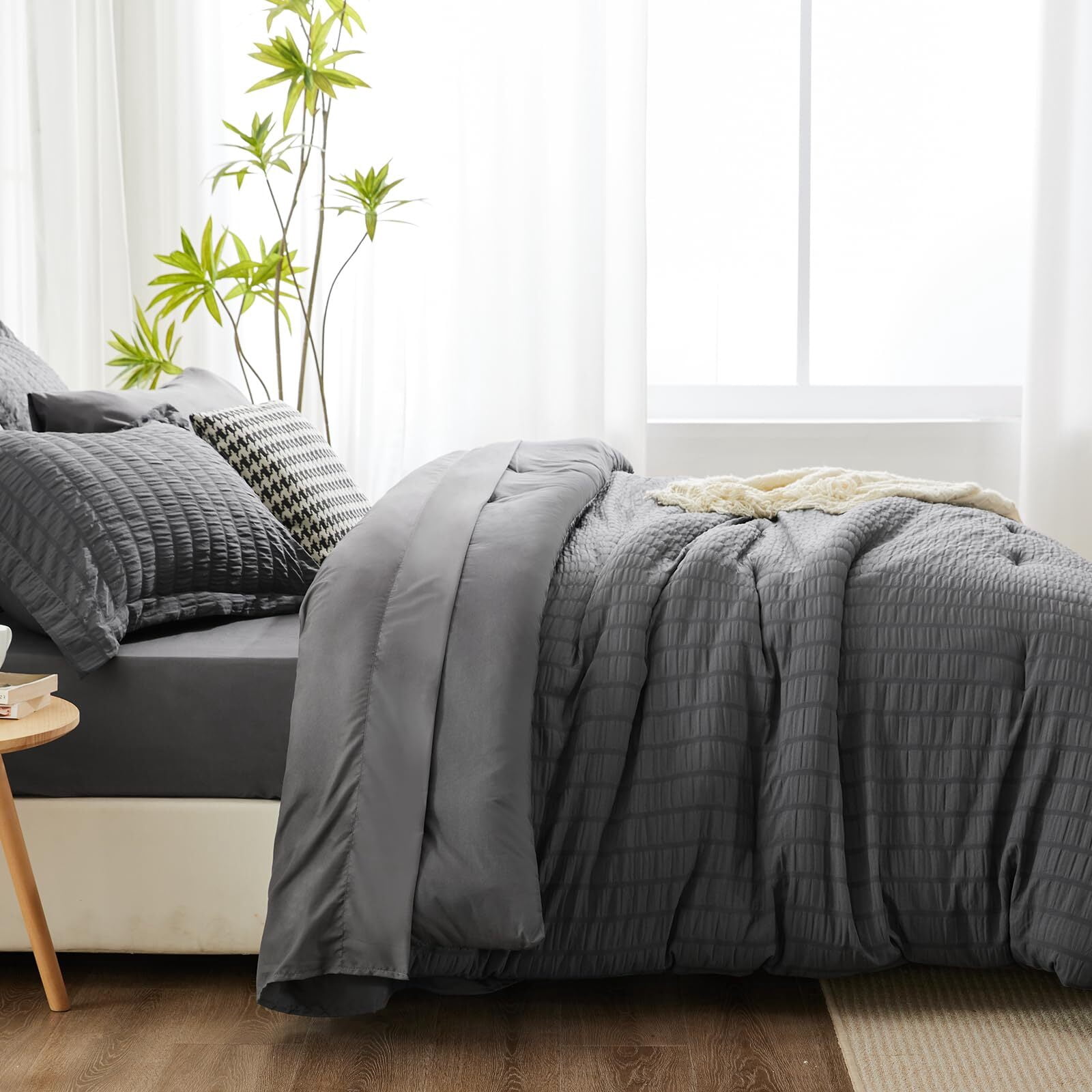 JUSTLET Queen Seersucker Comforter Set with Sheets Dark Grey Bed in a Bag 7-Pieces All Season Bedding Sets with Comforter, Pillow Sham, Flat Sheet, Fitted Sheet, Pillowcase