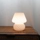 thumbnail image 5 of Lámpara de mesa pequeña de vidrio soplado a mano con alimentación USB para blanco, 5 of 9