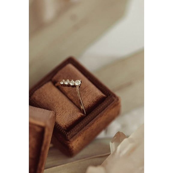 SOLITAIRE JEWELS Round Moissanite Diamond V Shaped Chevron Wedding Band Solid 10K Rose Gold