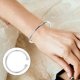 thumbnail image 5 of Brazalete de puño: Brazalete ancho de plata para mujer, estilo minimalista, con diseño abierto, ideal para el cumpleaños de mamá y hermana., 5 of 6