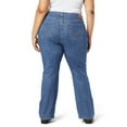 thumbnail image 3 of Levi Strauss Signature Women's and Women's Plus Mid Rise Bootcut Jeans, Sizes 2-28, 3 of 4